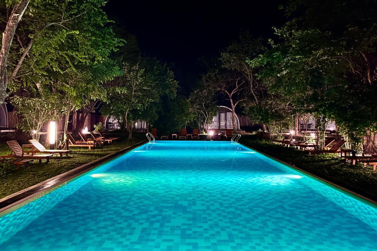 Nivadoo Resort סיגירייה מראה חיצוני תמונה The swimming pool at the hotel
