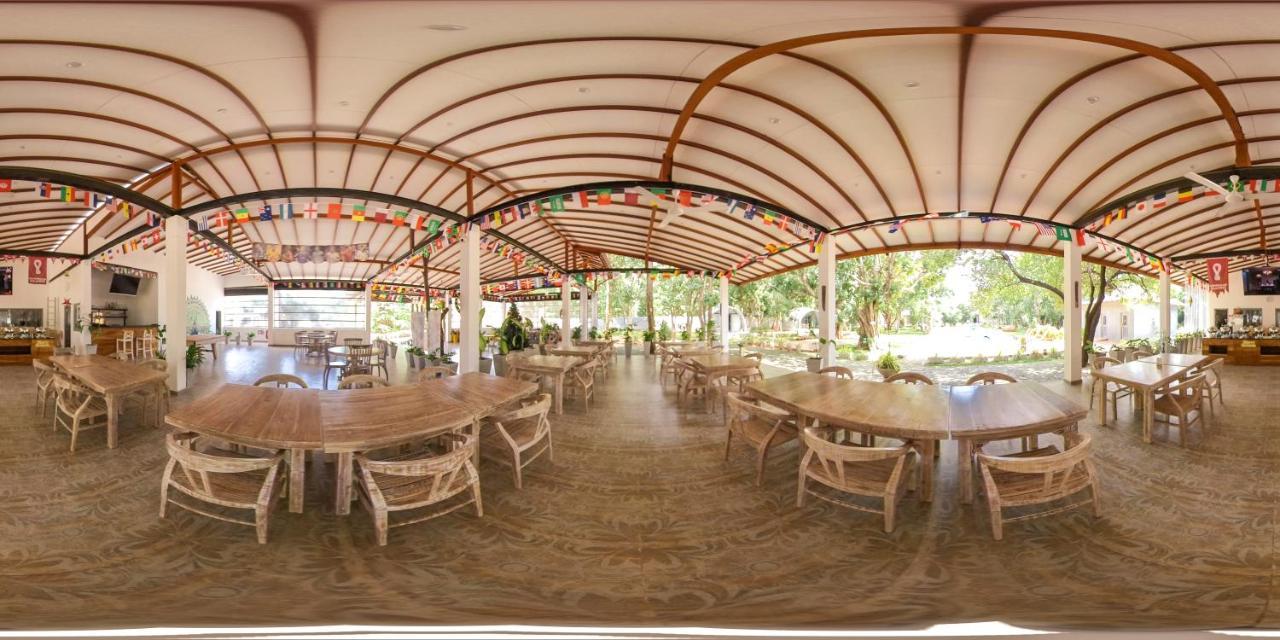 Nivadoo Resort סיגירייה מראה חיצוני תמונה The interior of the restaurant