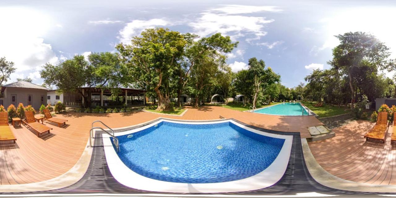 Nivadoo Resort סיגירייה מראה חיצוני תמונה A 360° image of the swimming pool at the resort