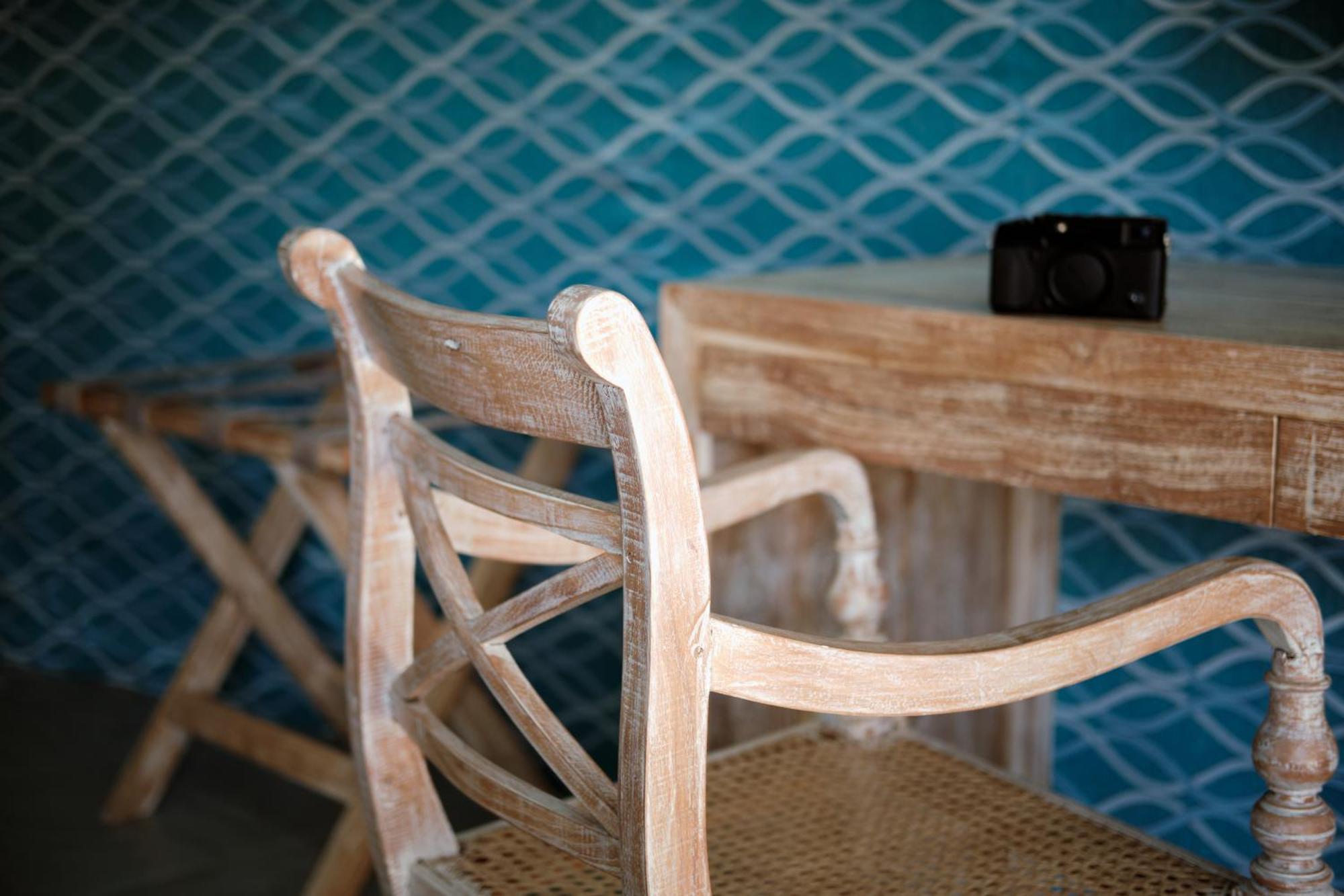 Nivadoo Resort סיגירייה חדר תמונה A chair